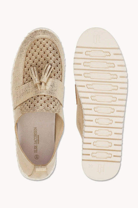 Tassel Loafer by Ilse Jacobsen in Platin w/Camel Sole