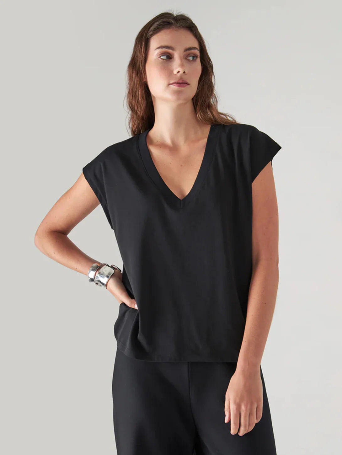 Short Sleeve Iconic V-Neck Dolman Tee by Patrick Assaraf in Black