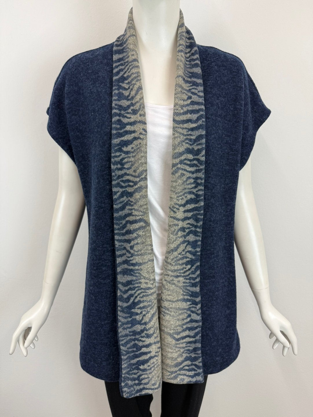 Reversible Printed Short Sleeve Cover Up by Nally & Millie in Blue