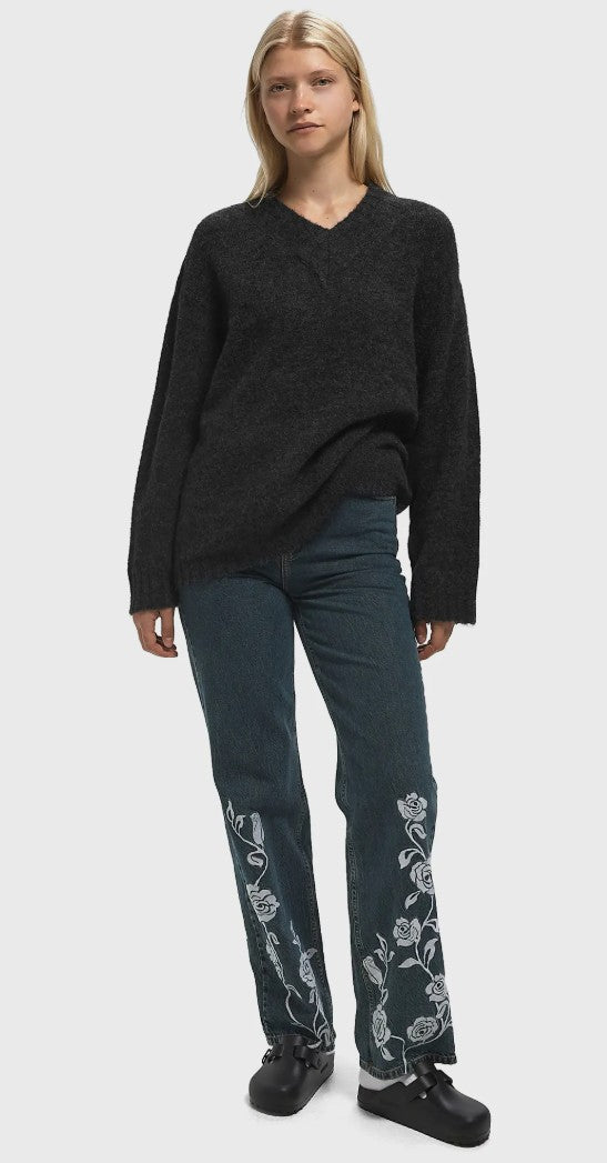 East Sweater by American Vintage in Anthracite