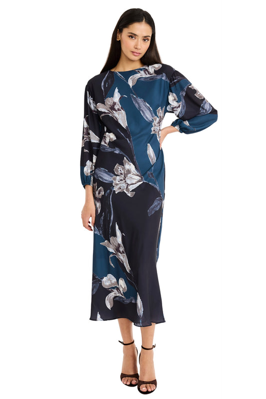 Printed Floral Georgette Relax Dress by Maggy London in Blue & Navy