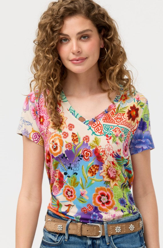 The Janie Favorite Short Sleeve V-Neck Tee by Johnny Was in McDreamer