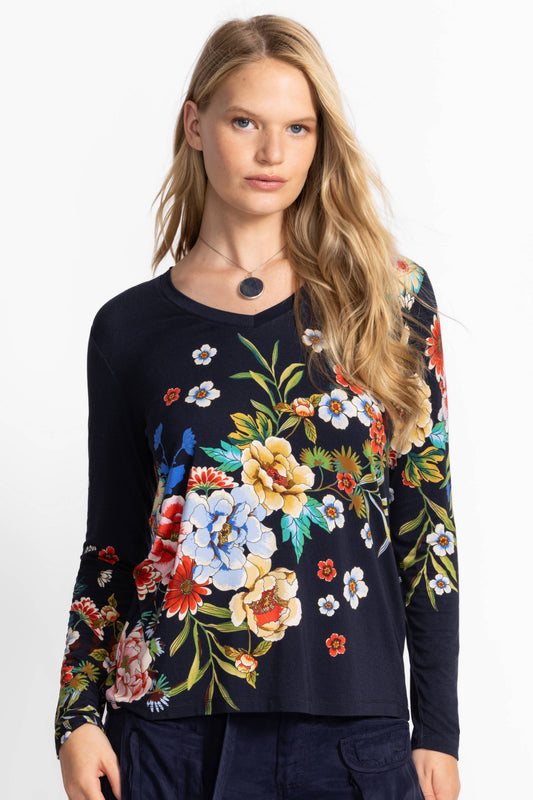 The Janie Favorite Long Sleeve V-Neck Tee by Johnny Was in Advestia