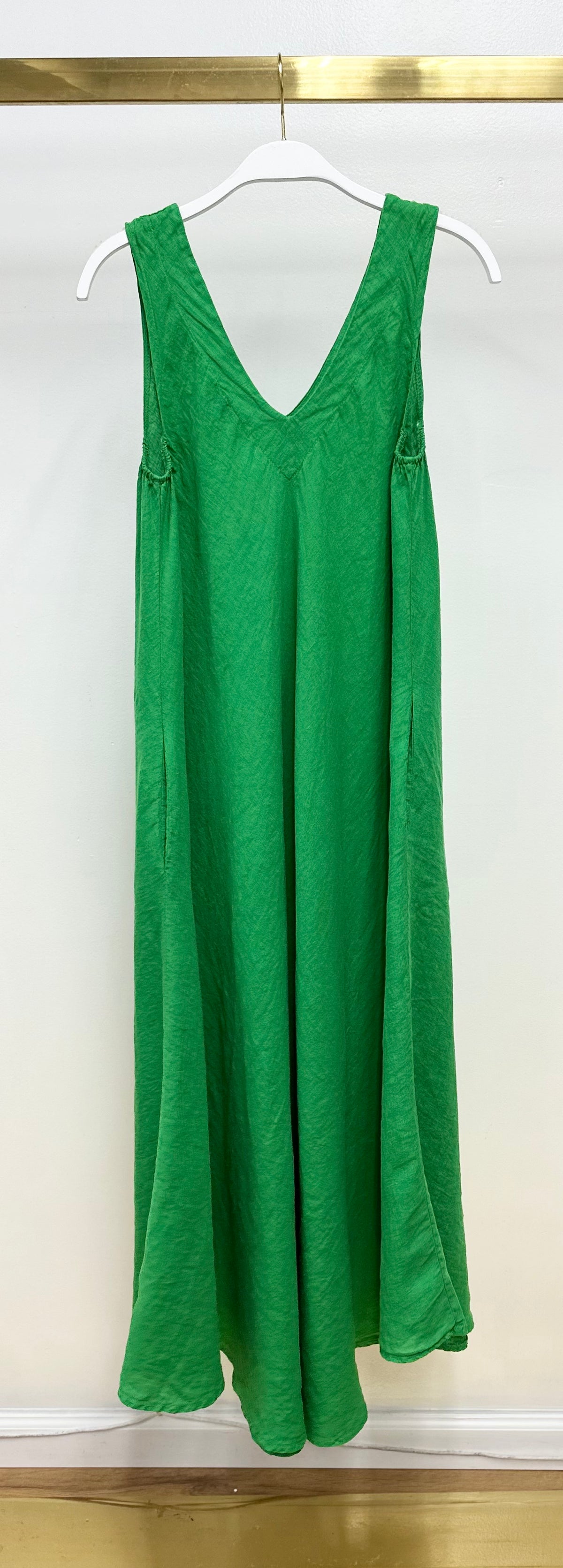 linen tank dress maxi V-Neck/Back w/Pockets by Milio Milano in Kelly G – Meadowlark Healthy Shoe Brands | Top Orthopedic Shoe Brands Discover 12 Mermaid / Color:Emerald (DarkGreen) * Lengthen or shorten